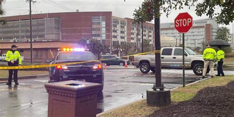 pedestrian hit by car charleston sc|Pedestrian dies after being struck by vehicle, Charleston Police say.